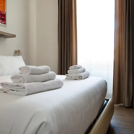 Washington Townhouse - Statuto Apartament